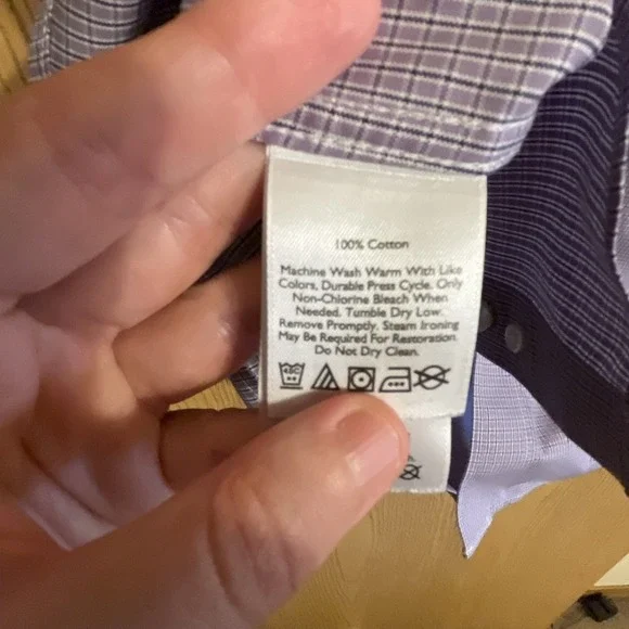 Men's Eddie Bauer short sleeve collared button Down Size small purple plaid - Picture 7 of 8